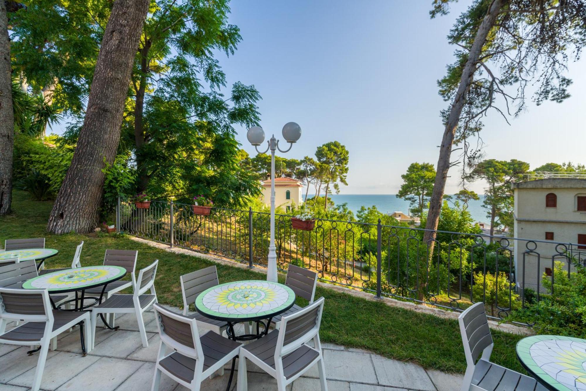 Park Hotel Villa Maria سان مينايو المظهر الخارجي الصورة